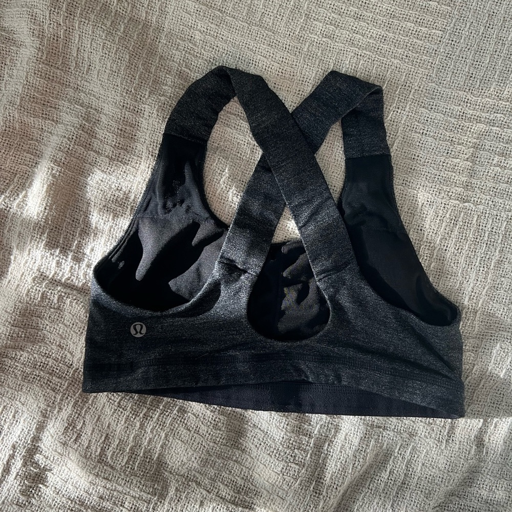 Lululemon Sports Bra size 6